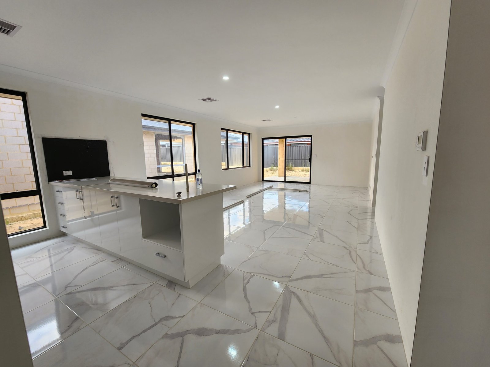 Interior Painting Perth: Transforming Spaces With Expertise